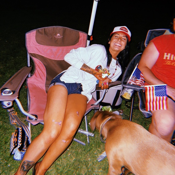 Meet your Posher, Haley - Picture 3 of 6